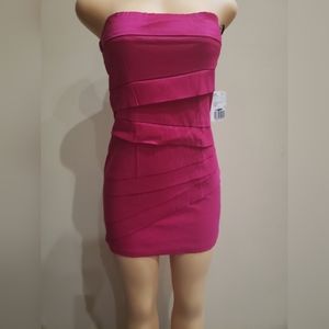 Forever 21 Short dress in Fucshia color Size Large